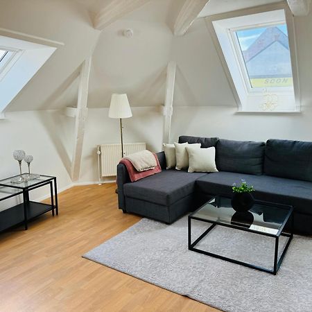 Cozy 2-Room Apartment Århus Esterno foto