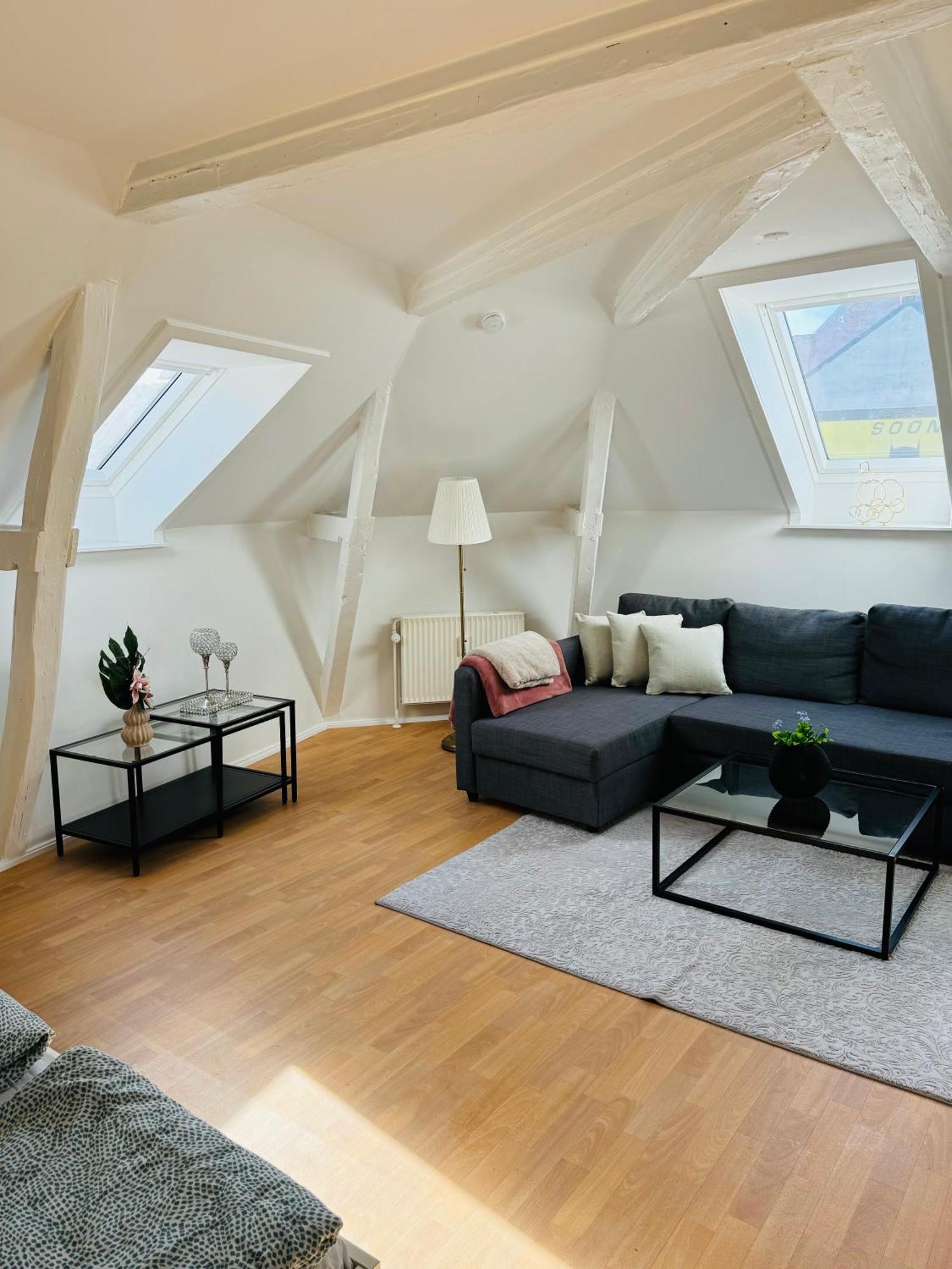 Cozy 2-Room Apartment Århus Esterno foto