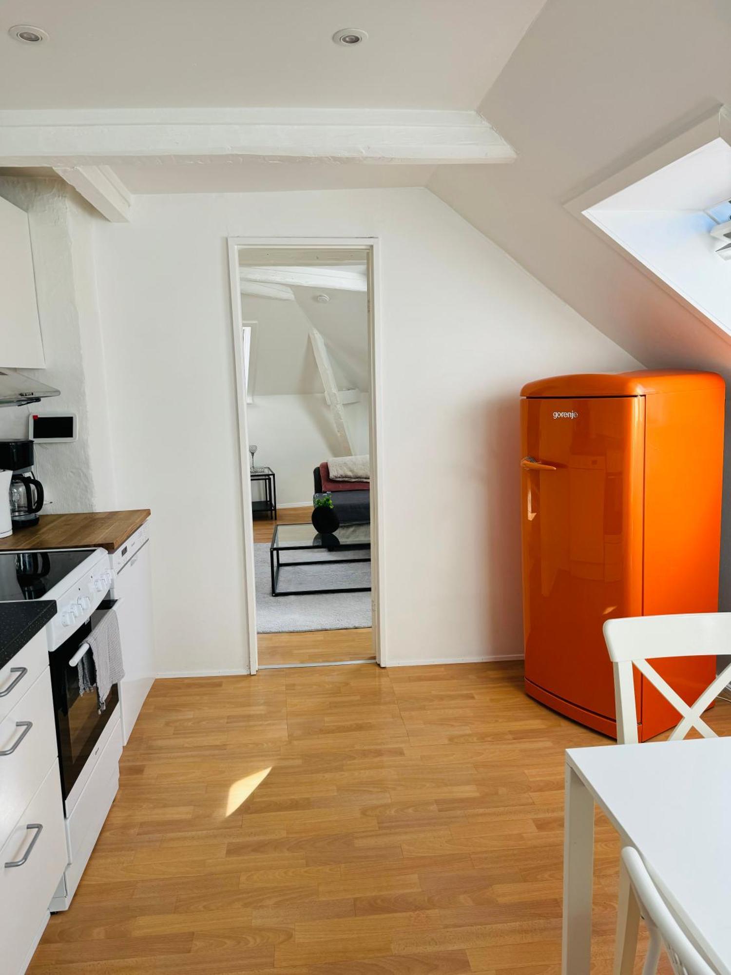 Cozy 2-Room Apartment Århus Esterno foto