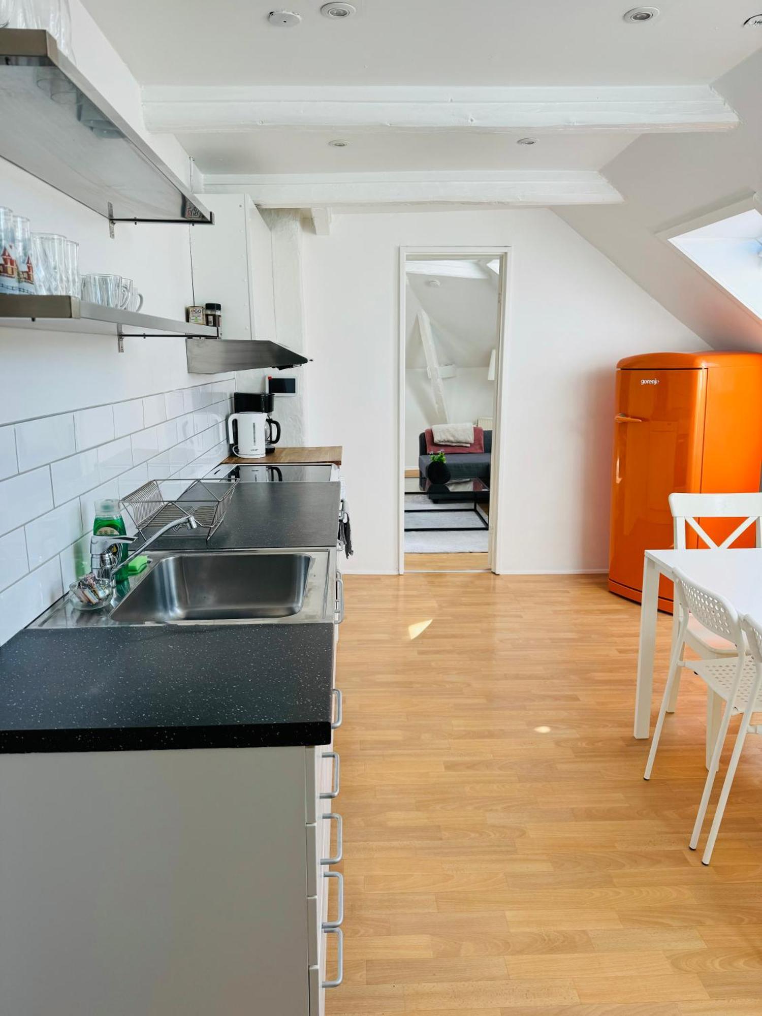 Cozy 2-Room Apartment Århus Esterno foto