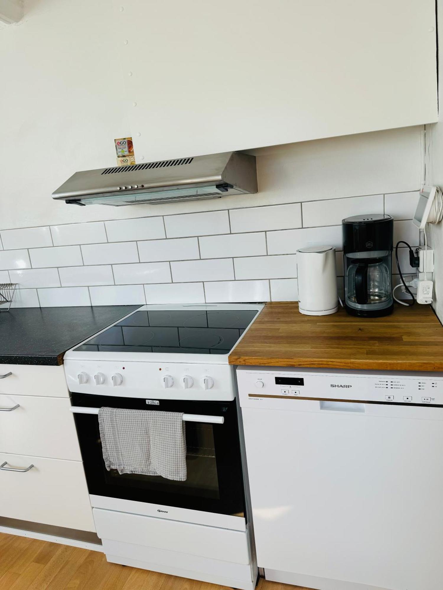 Cozy 2-Room Apartment Århus Esterno foto